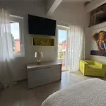 Charm & Relax Between And Milan