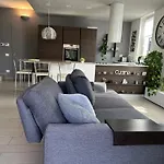 Charm & Relax Between And Milan *